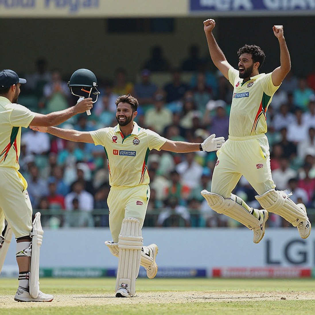 ক্রিকেট মিডিয়া রাইটসের অদৃশ্য সংবিধান: খালি ডেটা সেল থেকে ব্লকচেইন-ভিত্তিক রাইটস লেজার পর্যন্ত