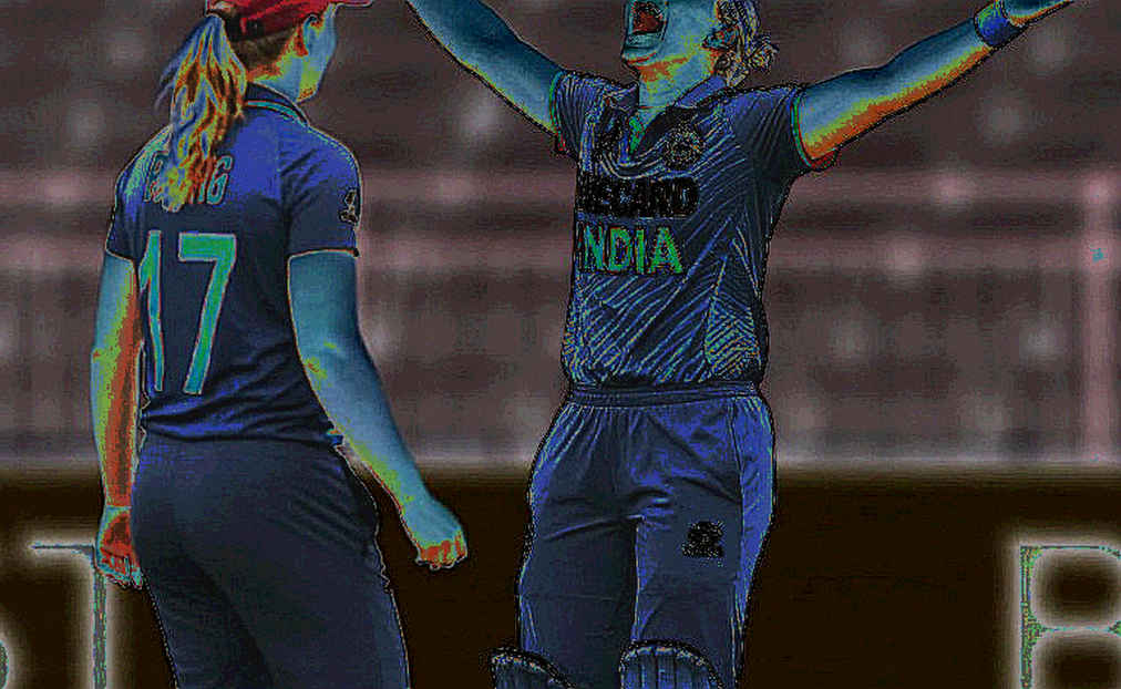 ব্লকচেইন যুগে ক্রিকেট: ফ্যান টোকেন, স্মার্ট কন্ট্রাক্ট আর গ্যালারির নীরবতা