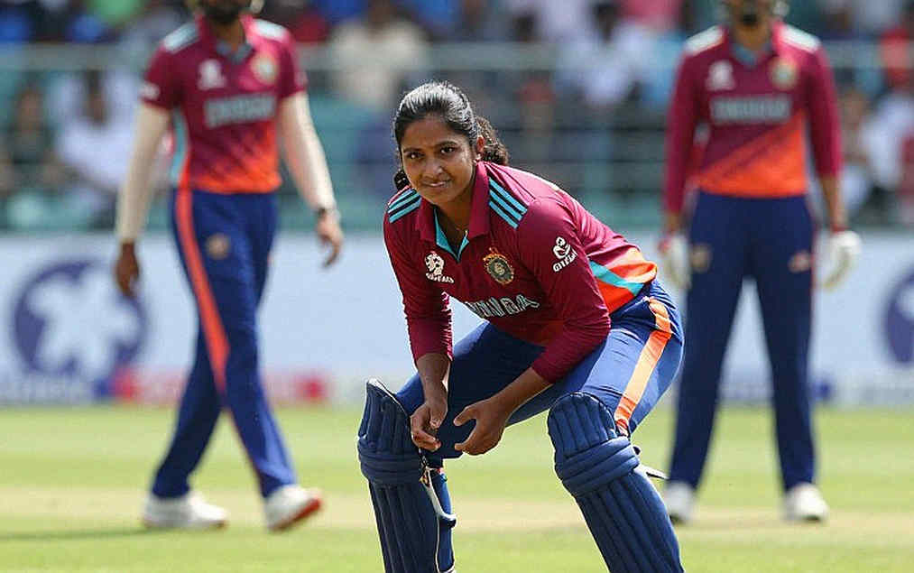 হায়দরাবাদের ২৪৮ তাড়া: ভারতের হার লুকিয়ে ছিল স্যামসনের পরের ওভারগুলোয়