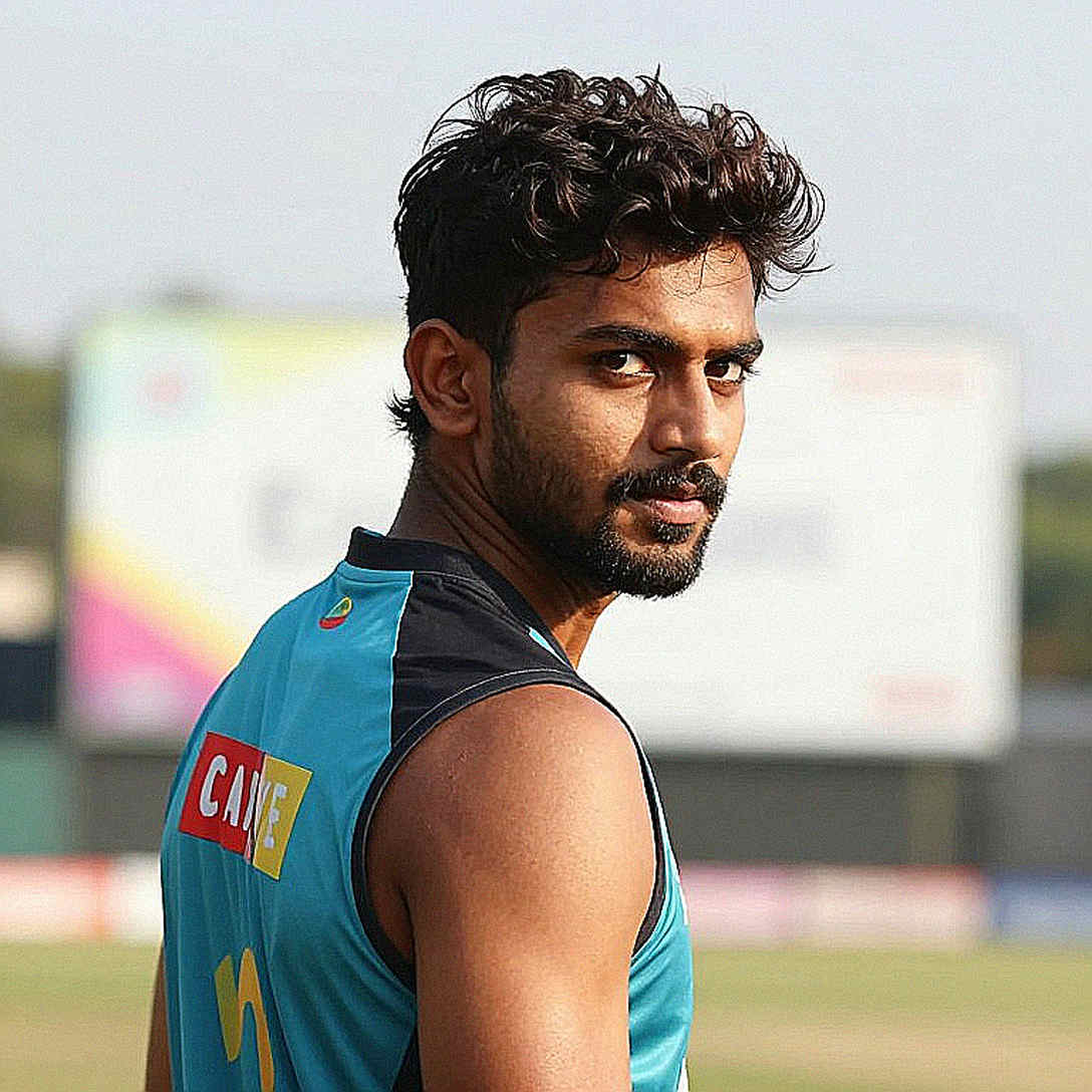 শার্জাহর ছোট মাঠে ১২ ছক্কার ইনিংস: আফগানিস্তানের ২-০ সিরিজ জয়ে ১৯ রানের সংখ্যাটা যা বলে না
