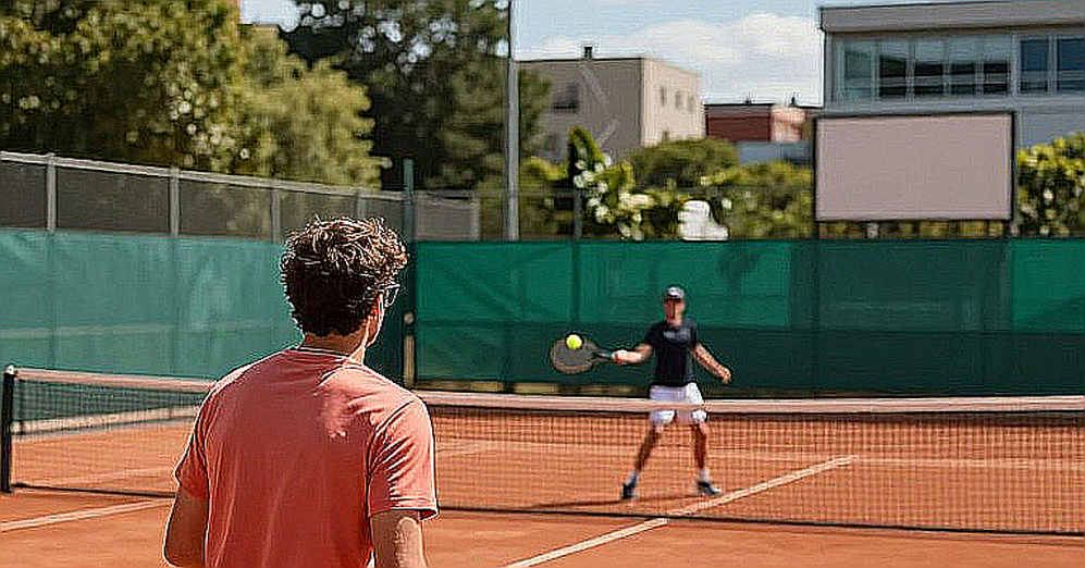 Korea's First Final Eight in Bologna's Indoor Hard: What I Charted in the Davis Cup Ledger, and What Still Needs Verifying